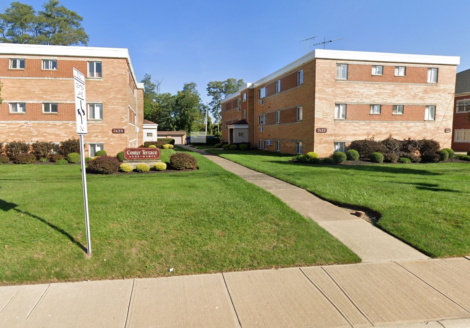 Center Terrace Apt Bldg 1