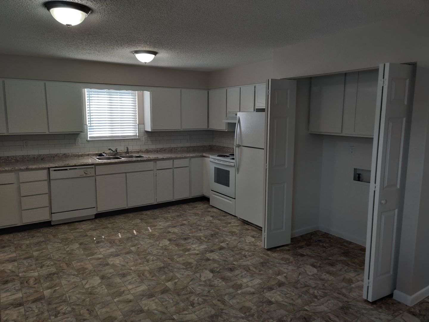 GREELEY Apartment: 4901-4903-4905-4907 W. 27TH STREET