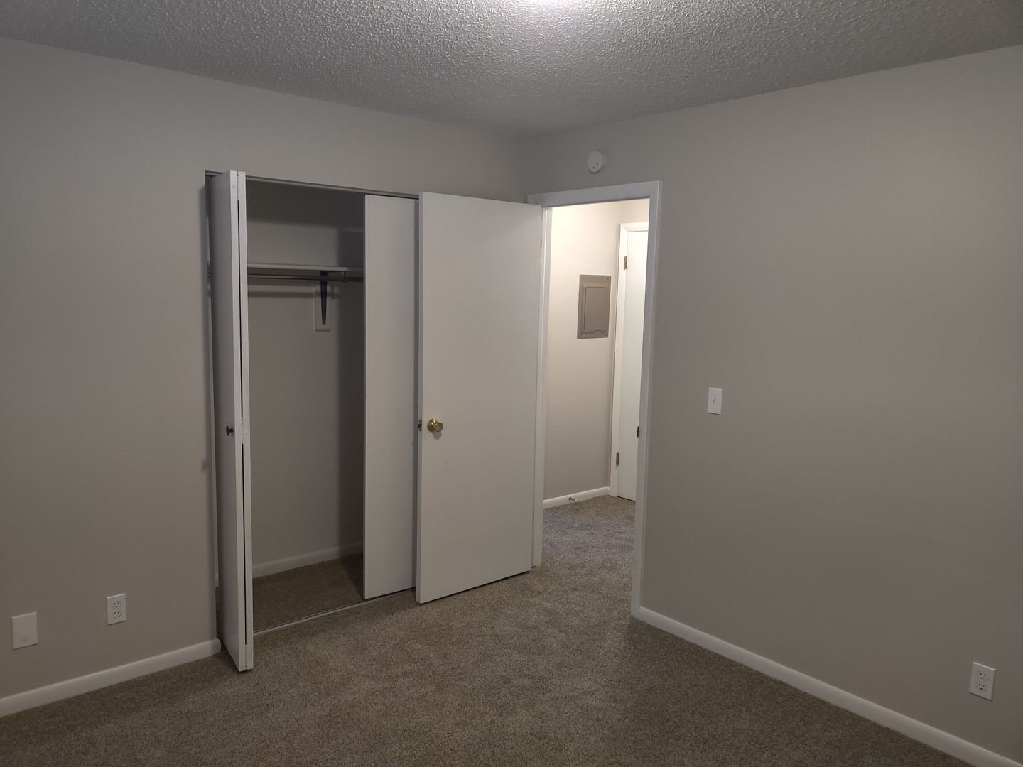 GREELEY Apartment: 4901-4903-4905-4907 W. 27TH STREET