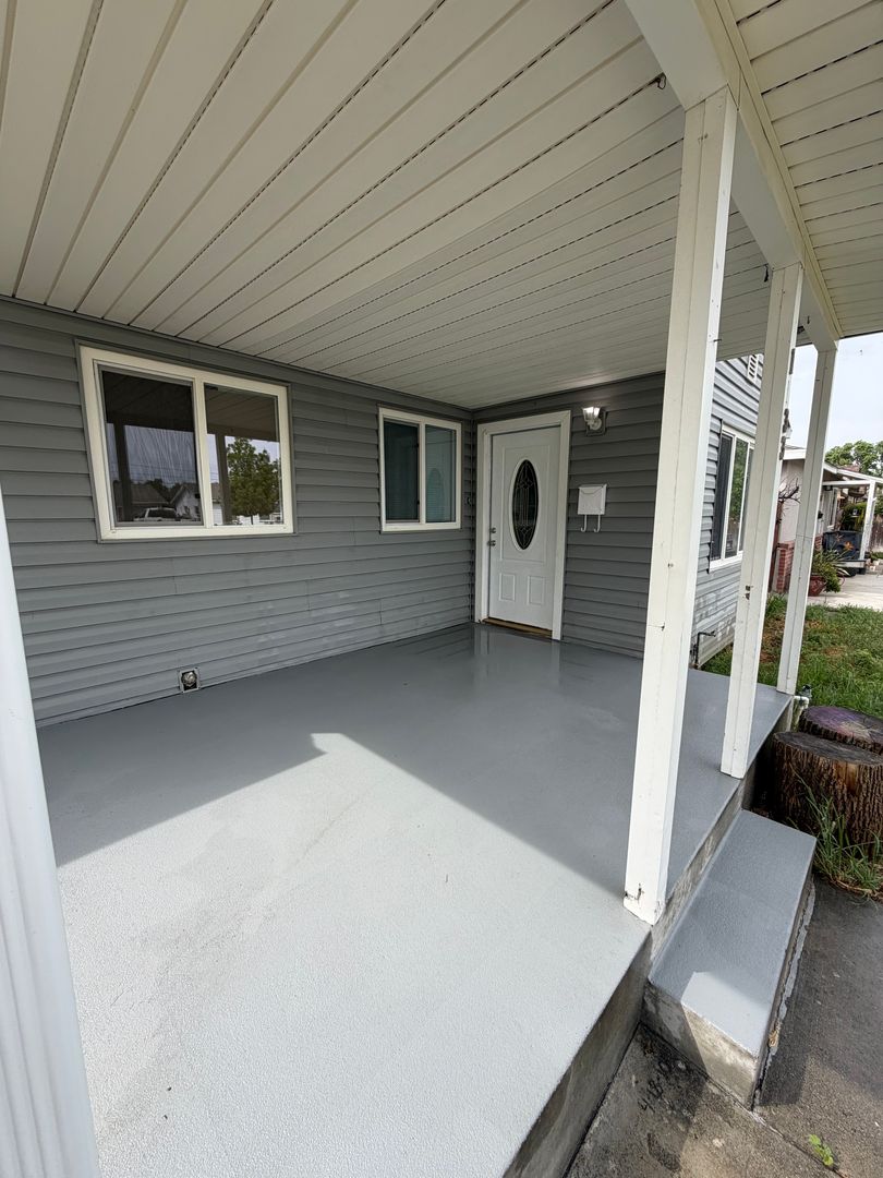 Los Banos House: 1133 Iowa Ave