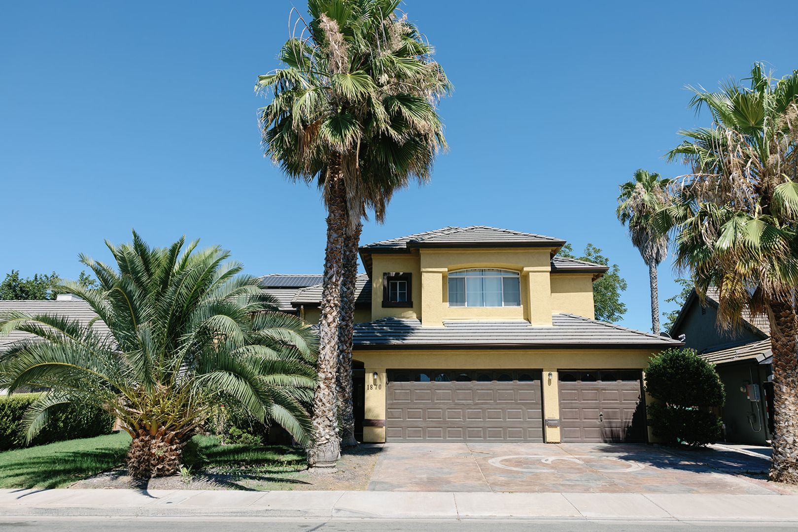 Los Banos House: 1870 Boalt Dr.