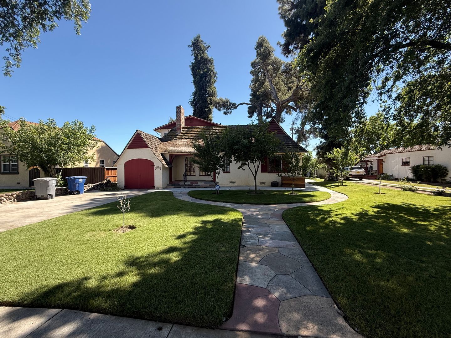 Los Banos House: 637 Adams Ave
