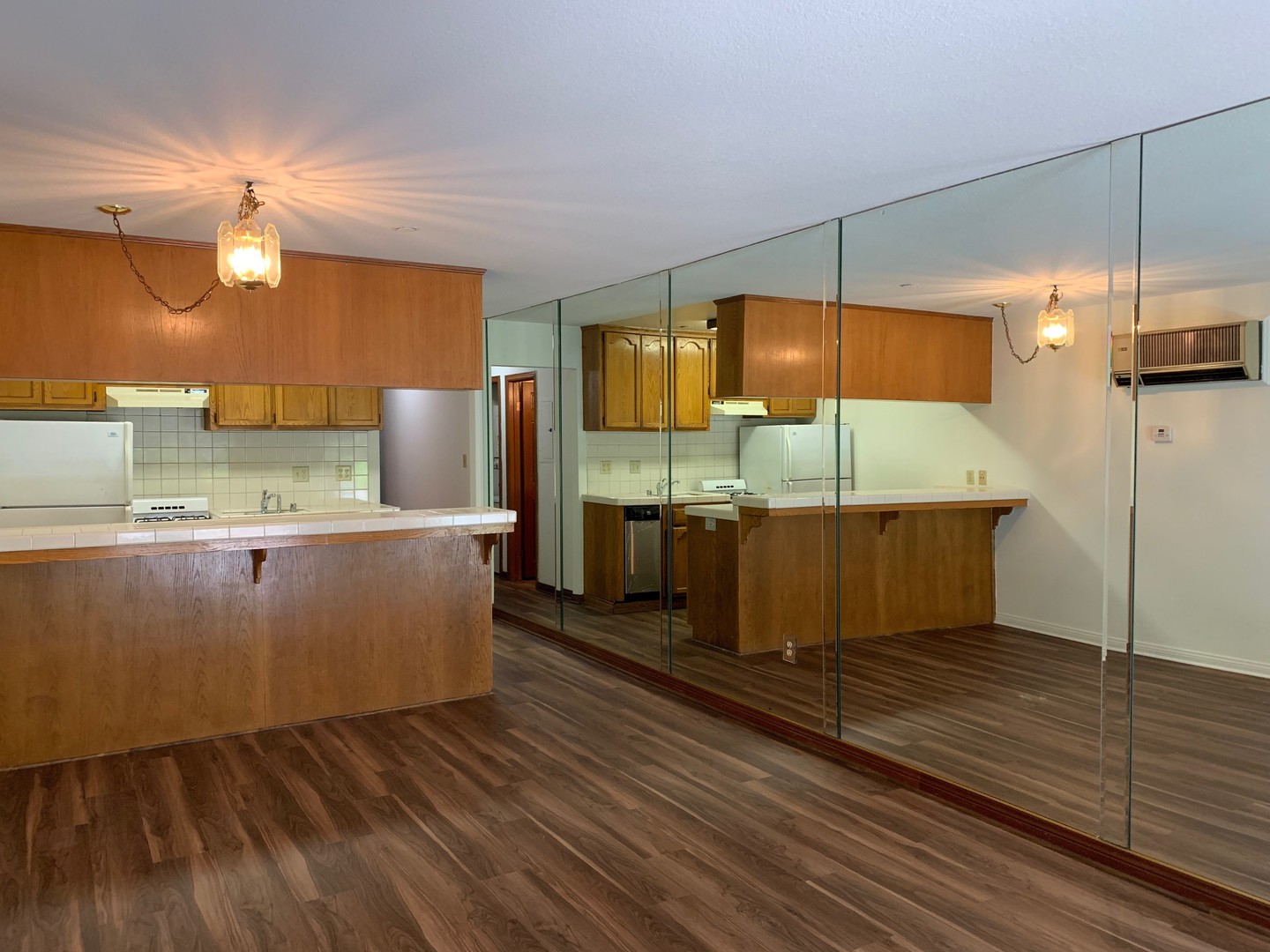 Fountain Valley Apartment: 17200 Newhope St #119