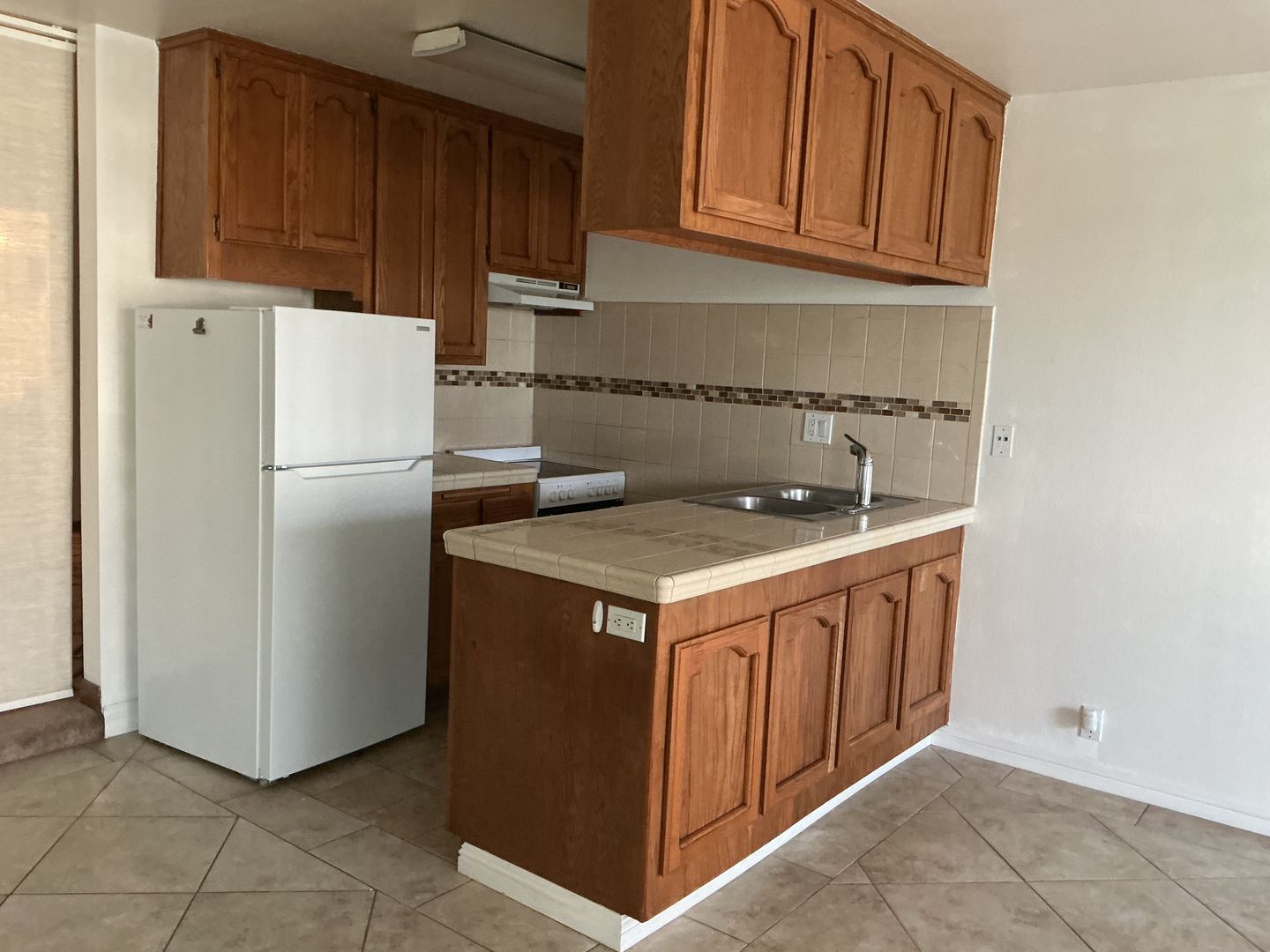 Fountain Valley Apartment: 17210 Newhope St #1302