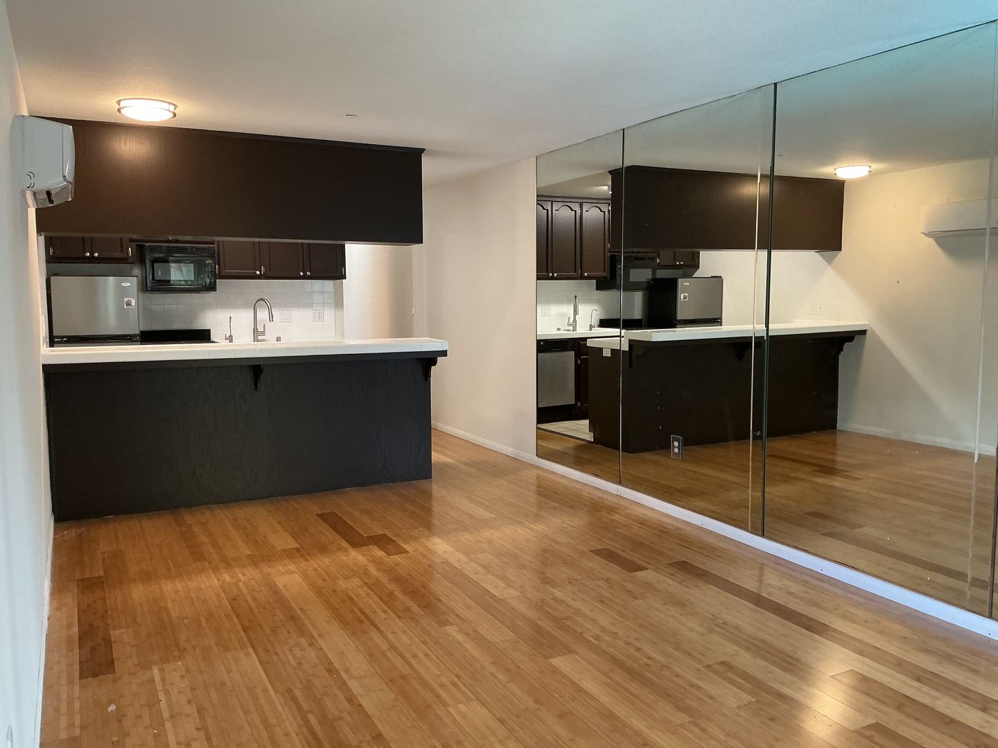 Fountain Valley Apartment: 17200 Newhope St #212