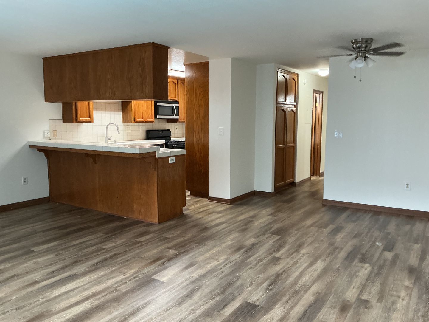 Fountain Valley Apartment: 17200 Newhope Street