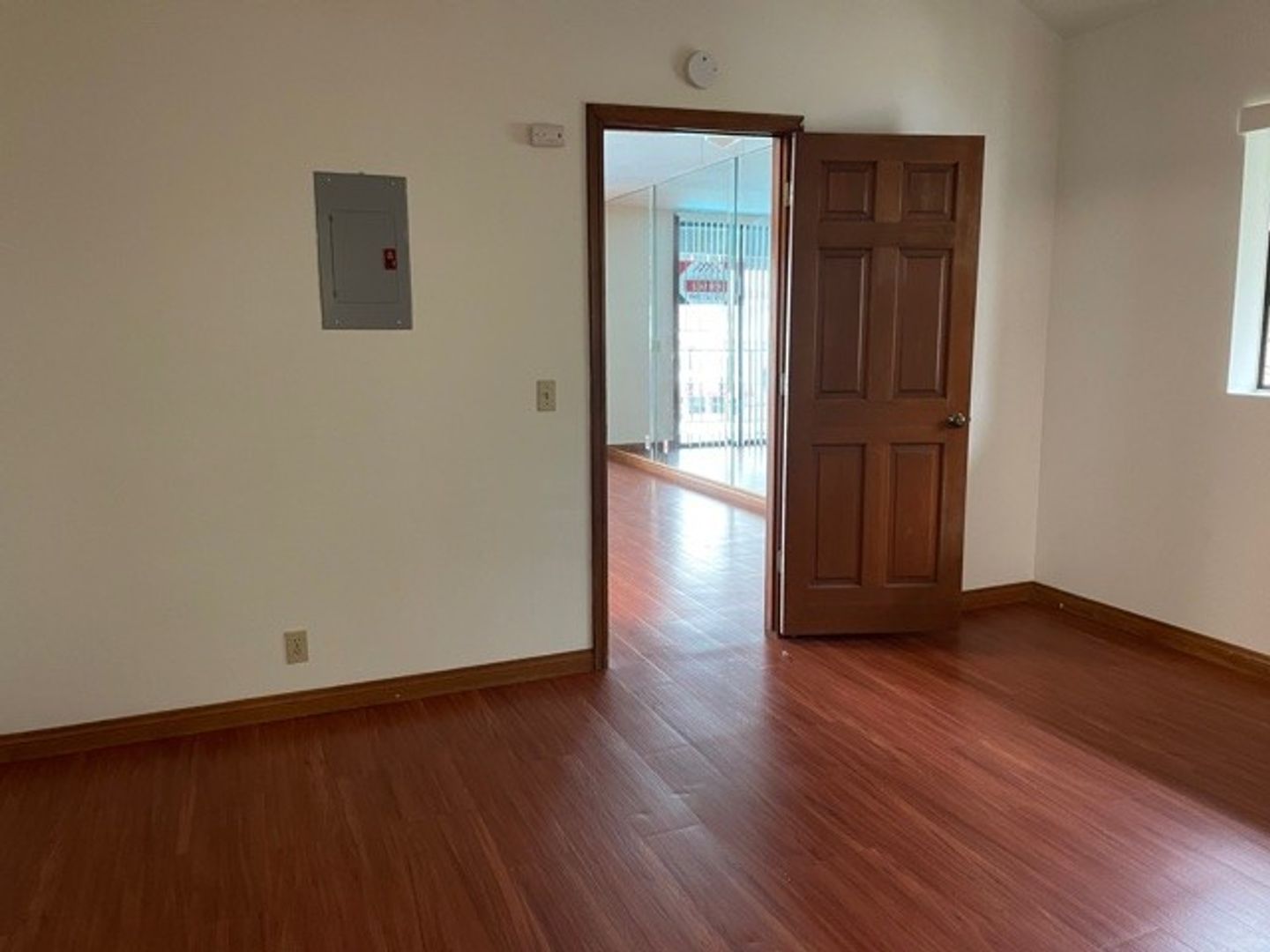 Fountain Valley Apartment: 17210 Newhope Street