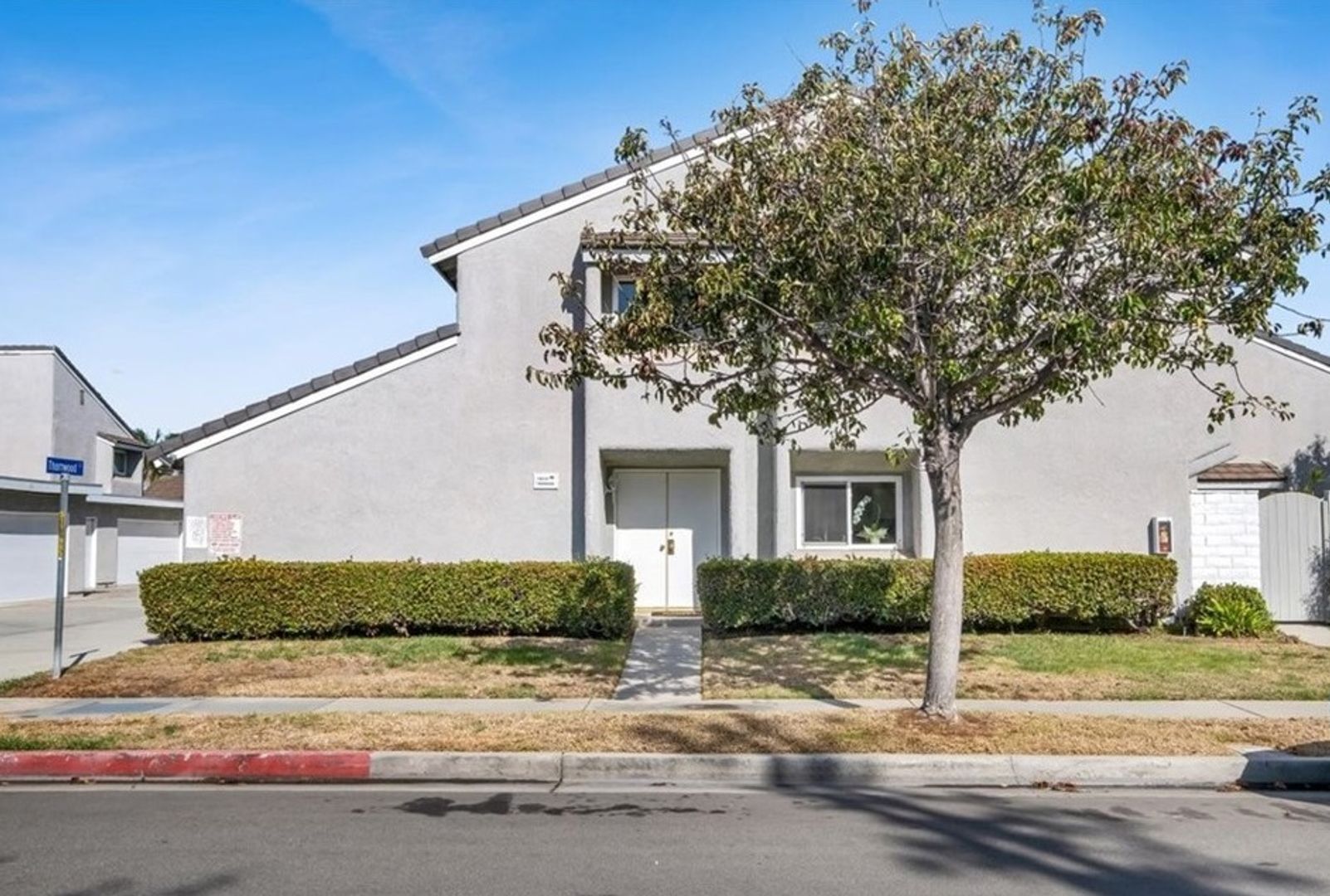 Huntington Beach House: 18816 Thornwood Circle #23