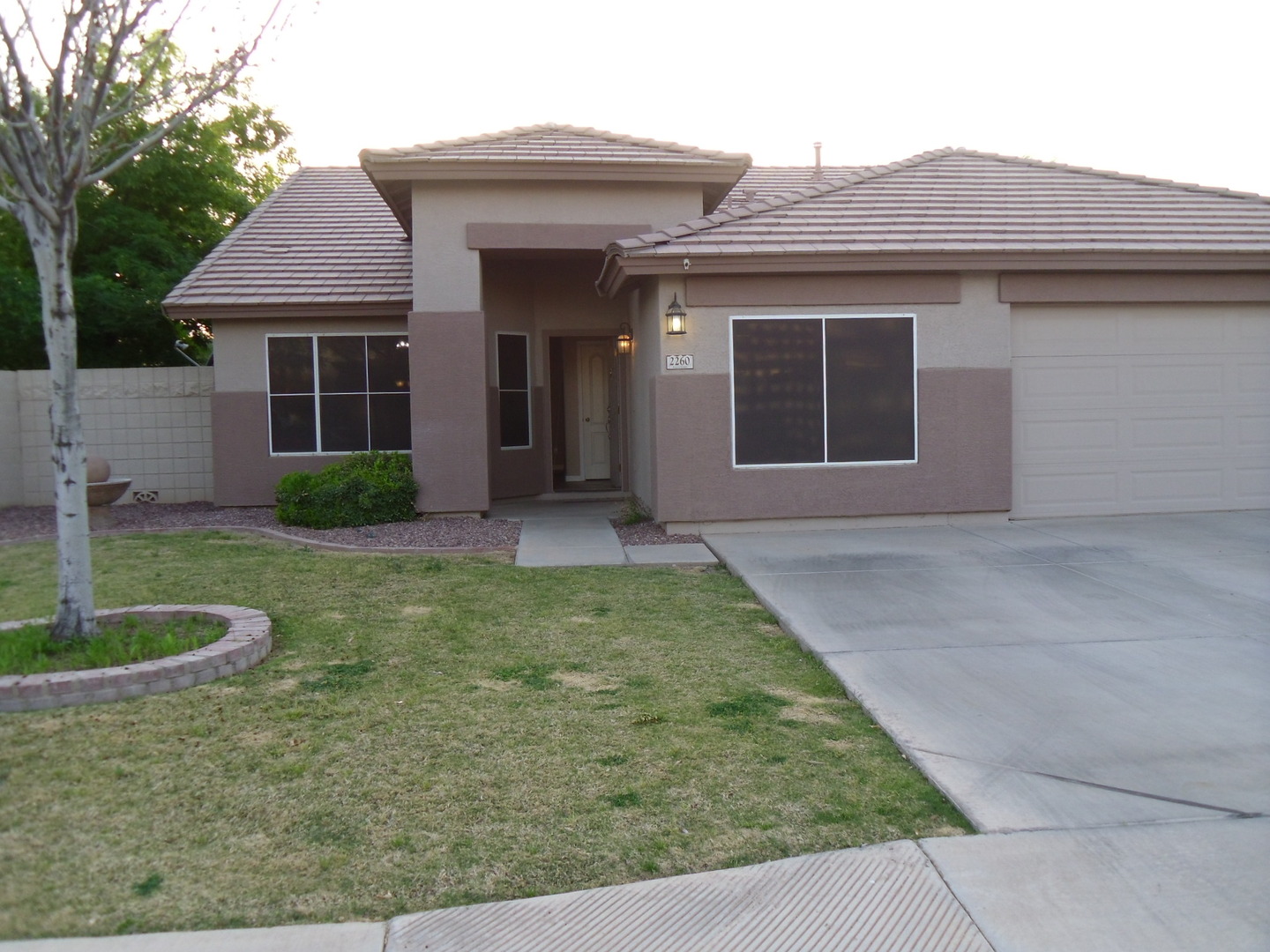 Gilbert House: 2260 S SOUTHWIND DR