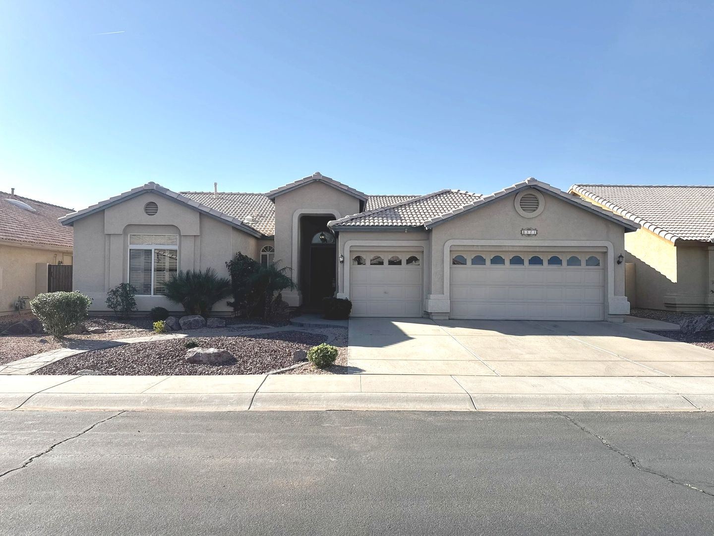 Tempe House: 321 W Pecan Pl