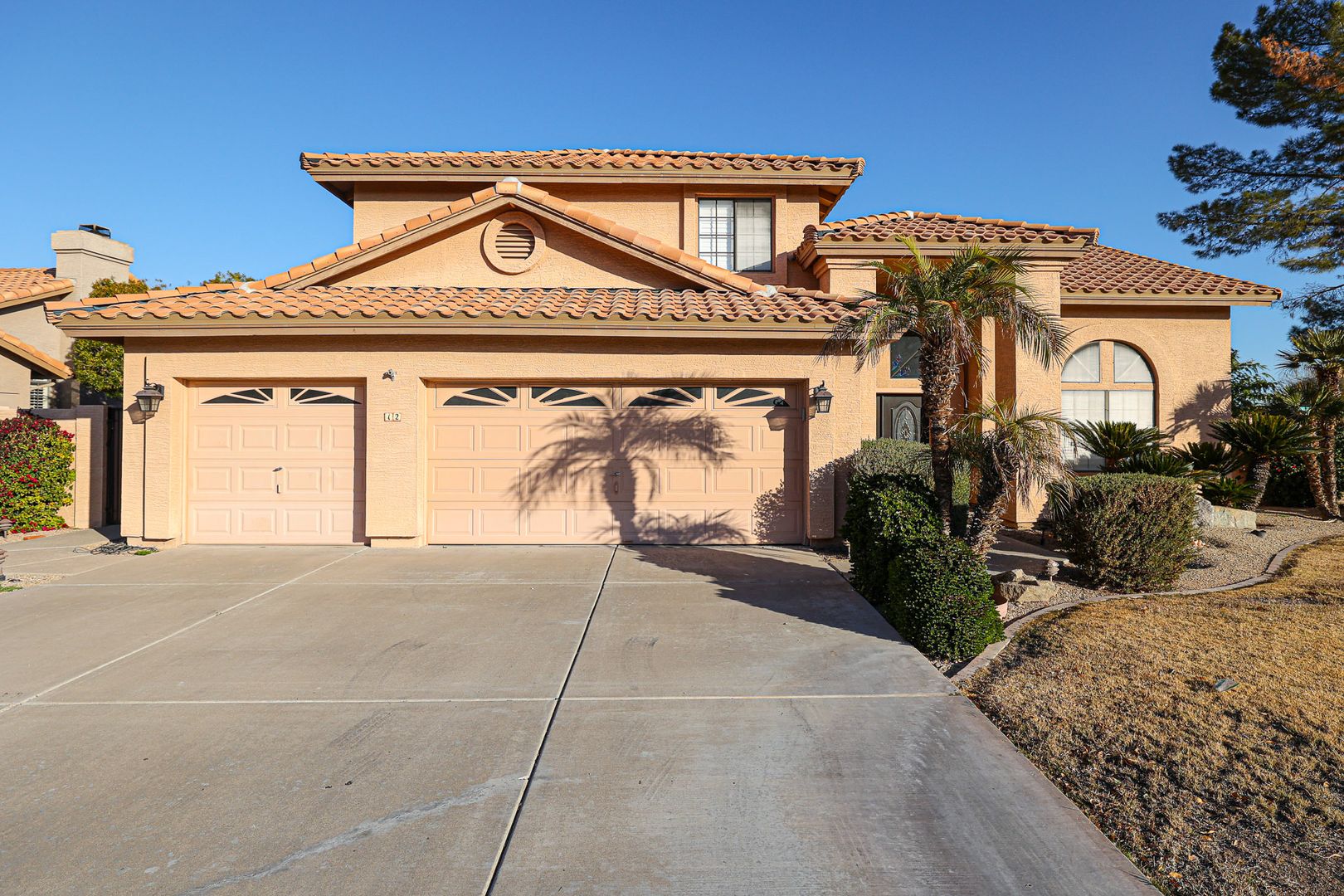 Tempe House: 12 W Vera Ln.,