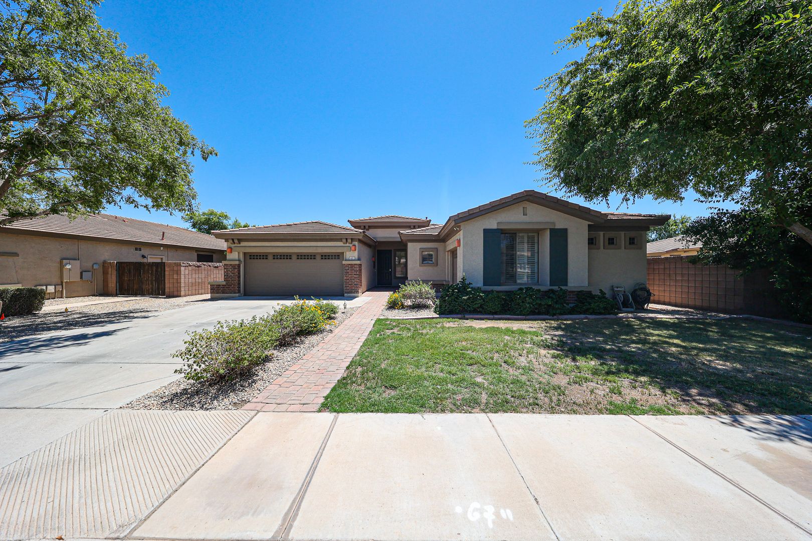 Chandler House: 445 W Seagull dr