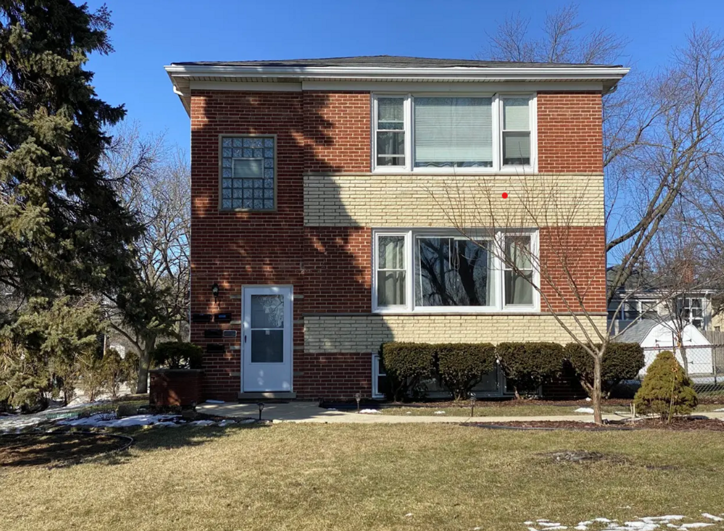 Clarendon Hills Apartment: 16W780 57th St