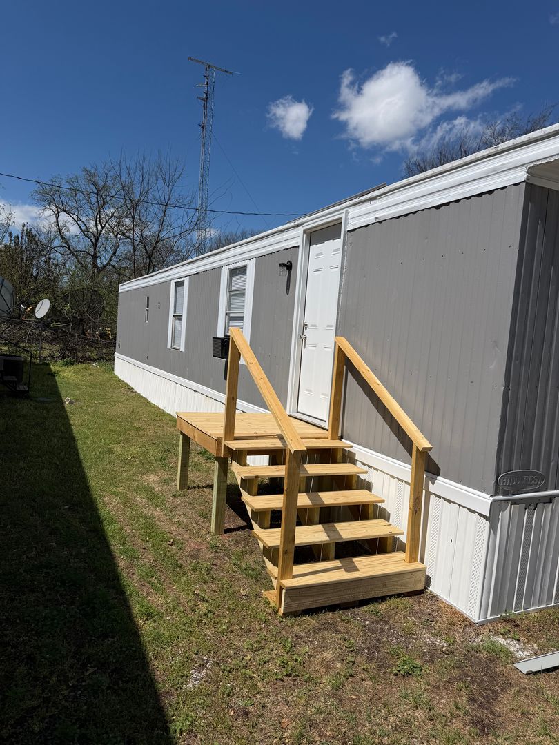 Claremore Apartment: 9698 E. Highway 88