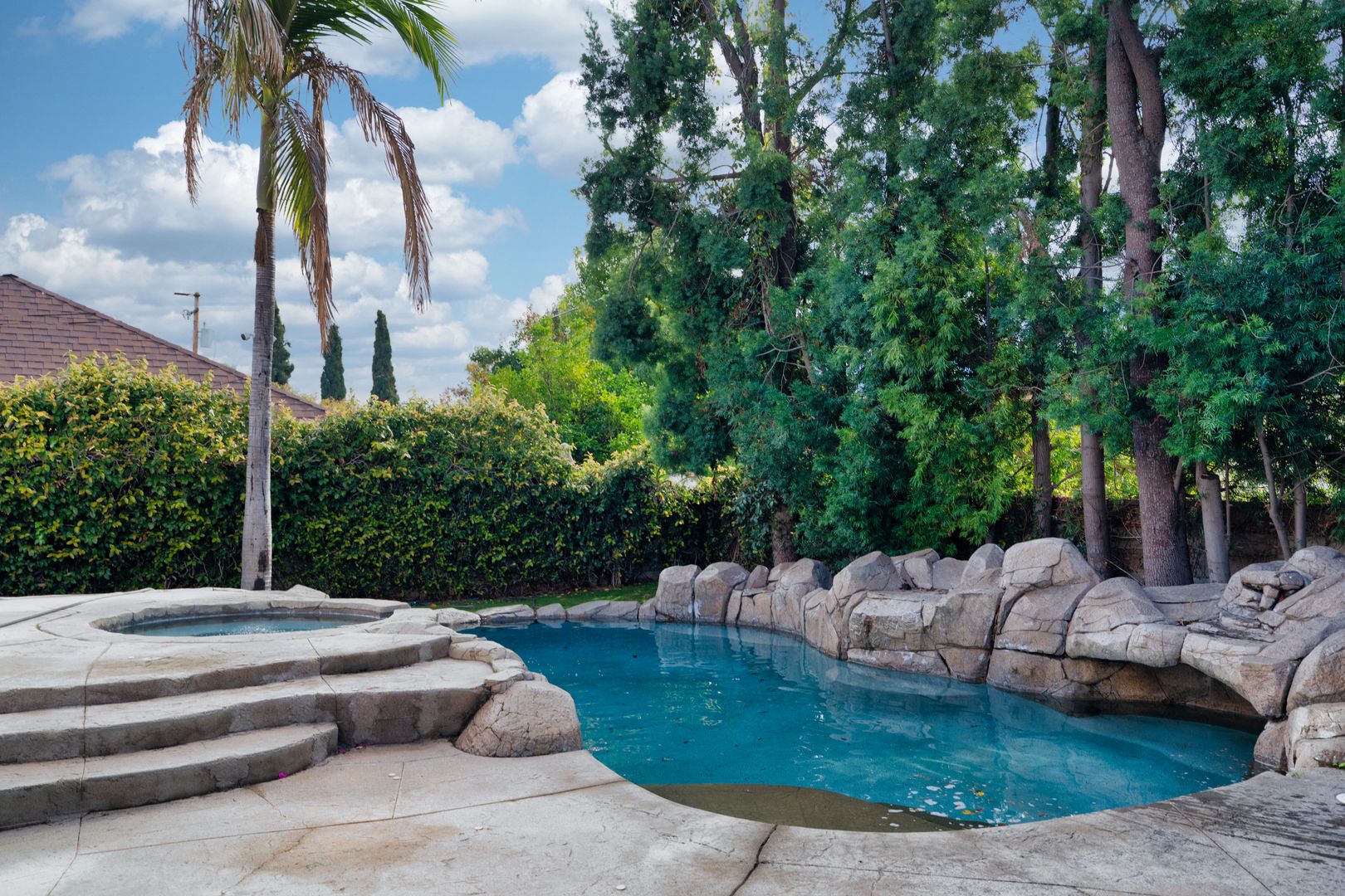 San Gabriel House: 8240 Sheffield Rd