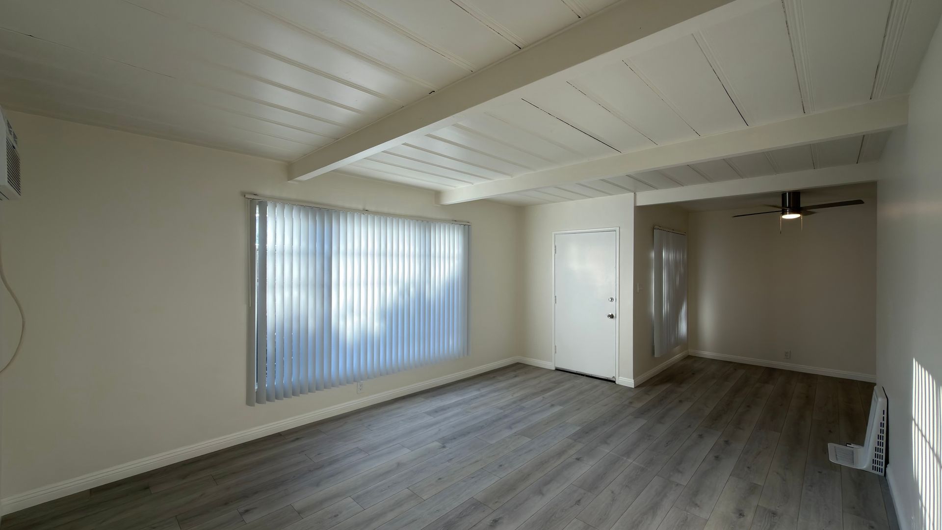 Pasadena Apartment: 1120 E. Villa Street