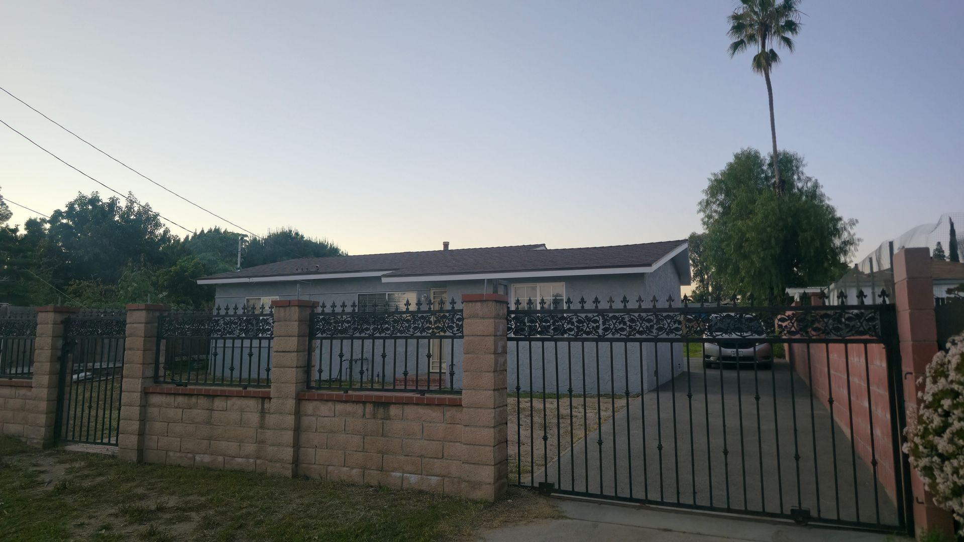 Pacoima House: 12515 Correnti Street