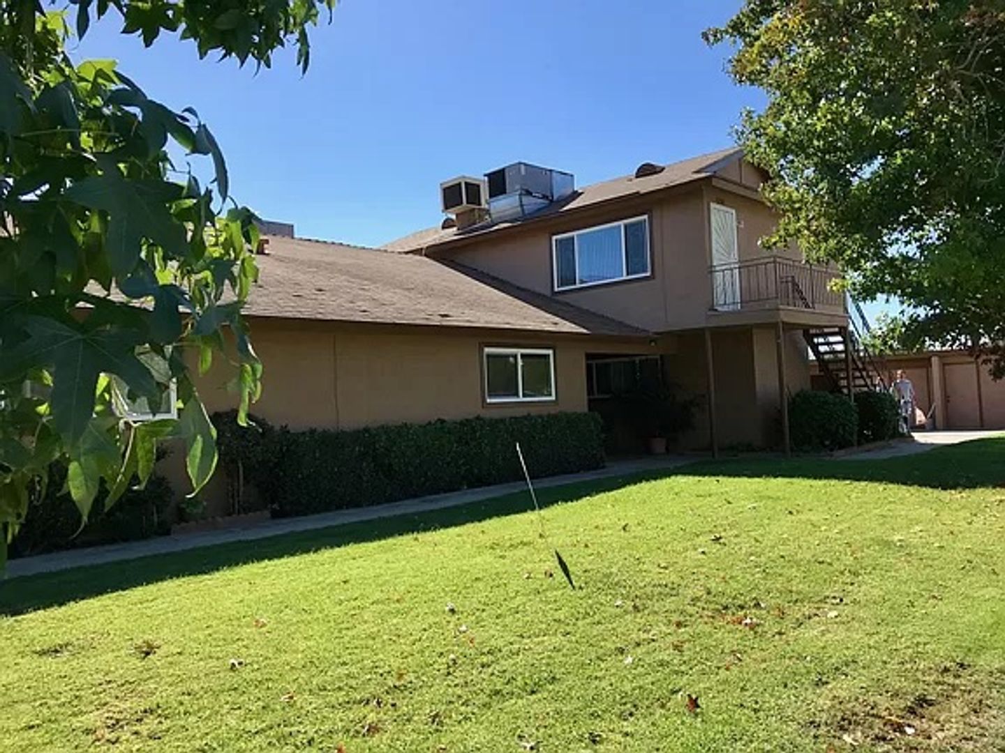La Verne Apartment: 792-798 Bonita Ave