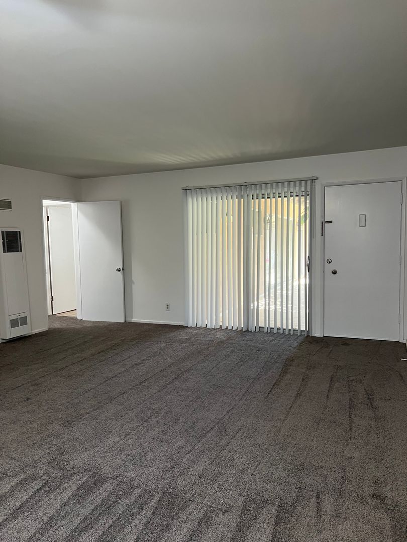 Burbank Apartment: 613 East San Jose Avenue