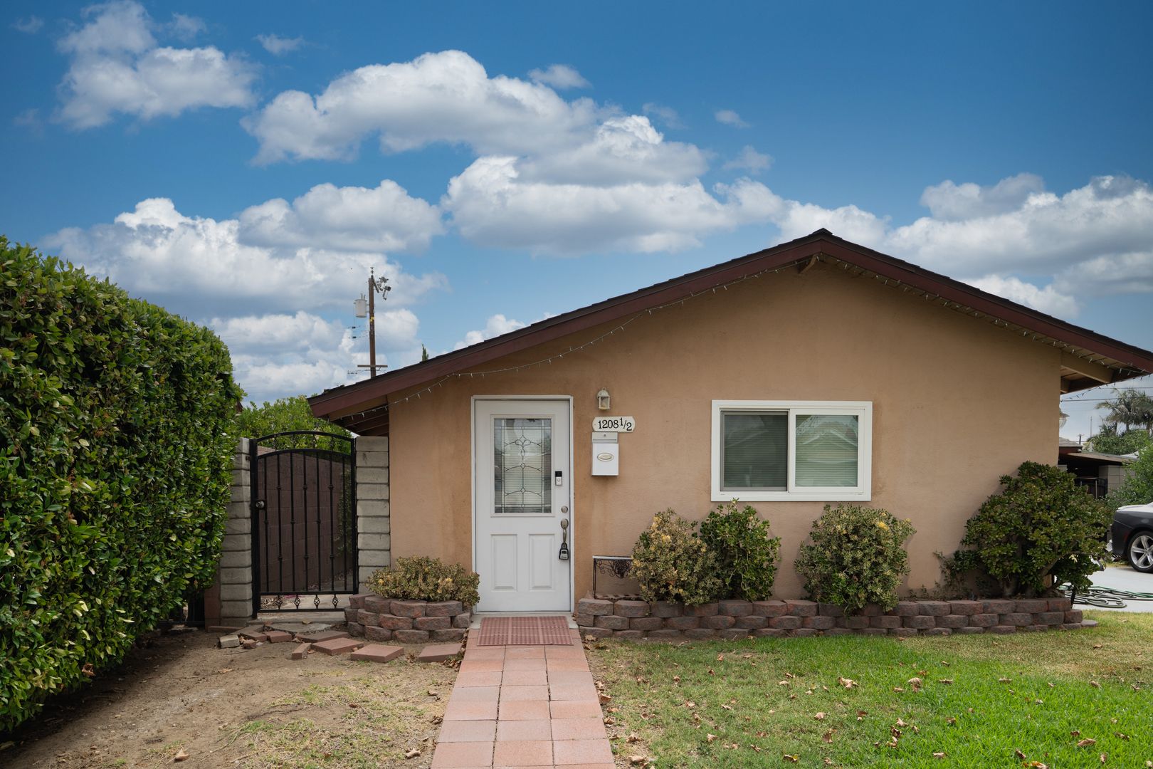 Hacienda Heights Apartment: 1208 S. Nantes Ave
