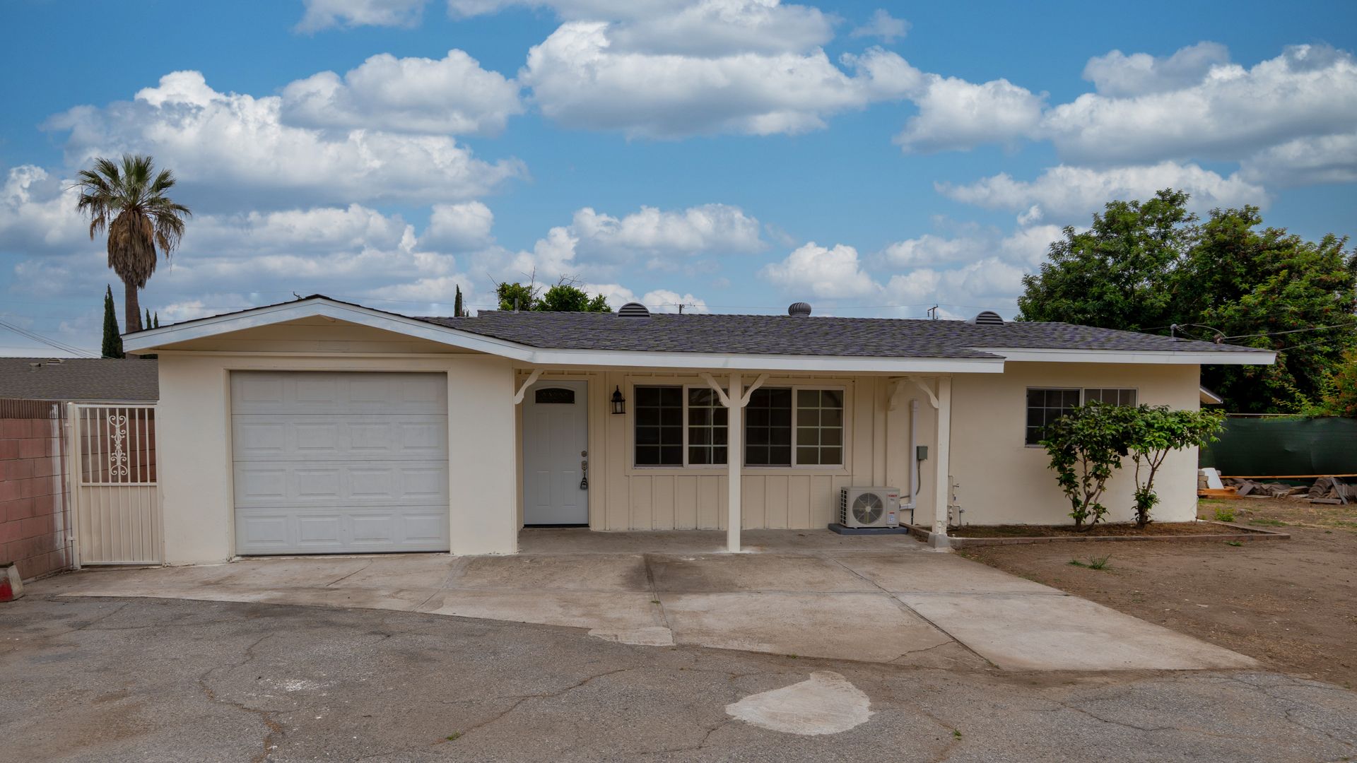 Temple City Apartment: 10532 Daines Dr