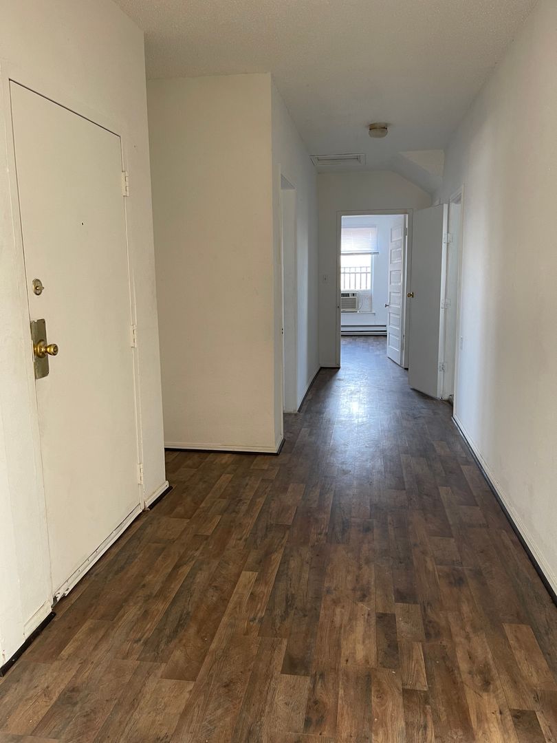 Independence Apartment: 708 S. 5th Street