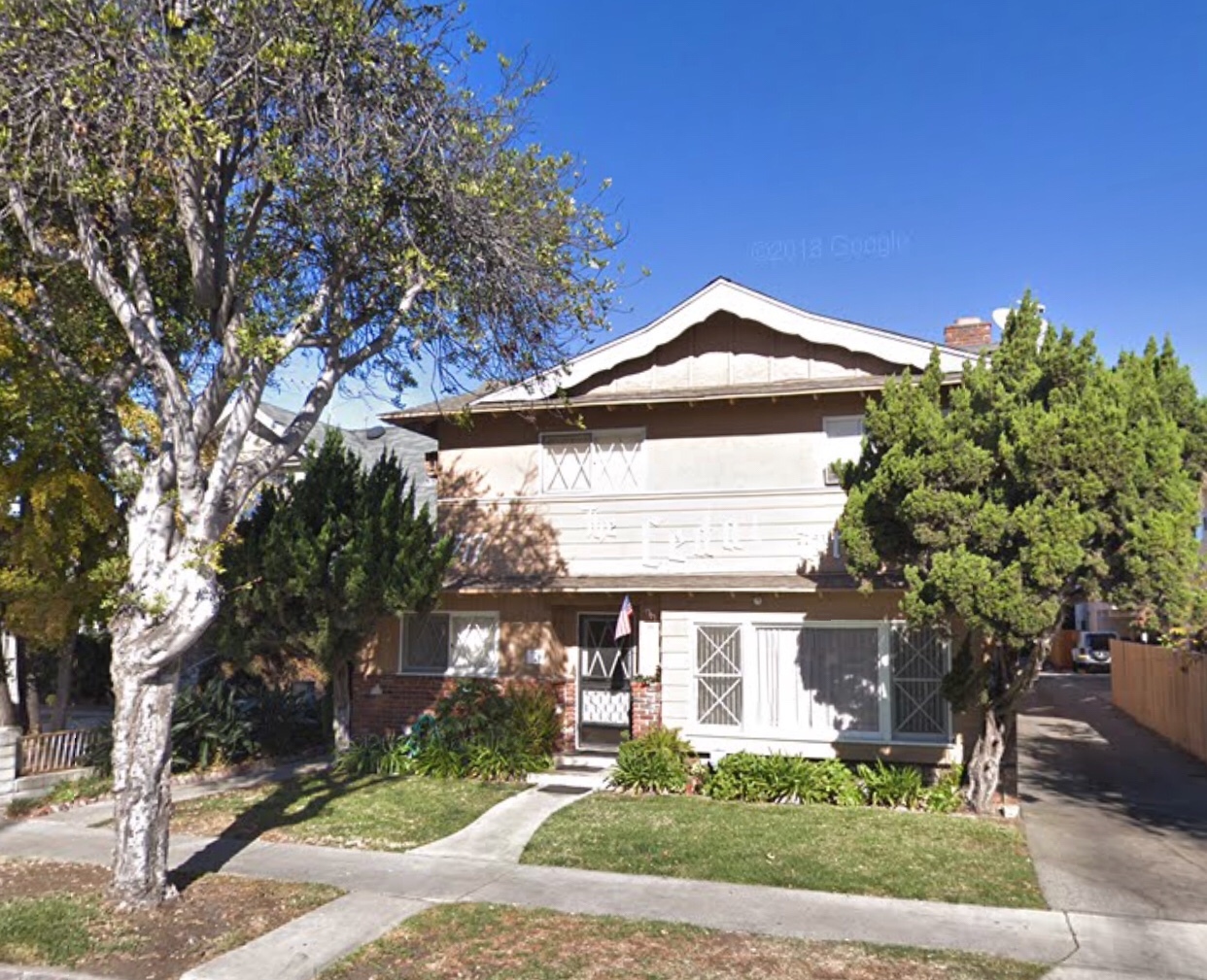 Alhambra Apartment: 1717 Cedar Street