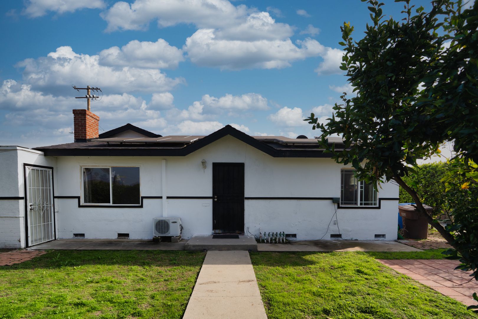 El Monte Apartment: 4452 Cogswell Rd