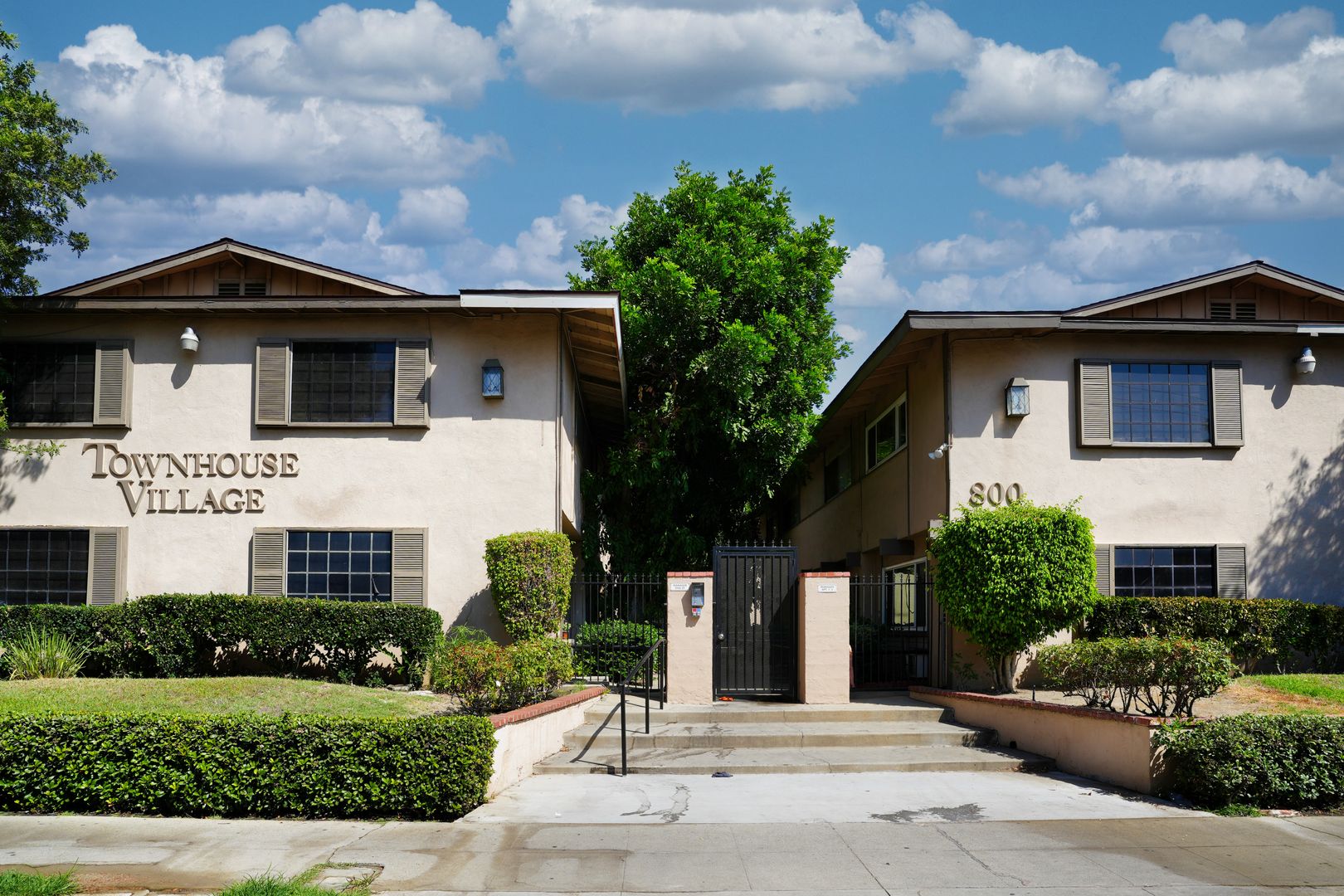 Azusa Apartment: 800 S Azusa Avenue
