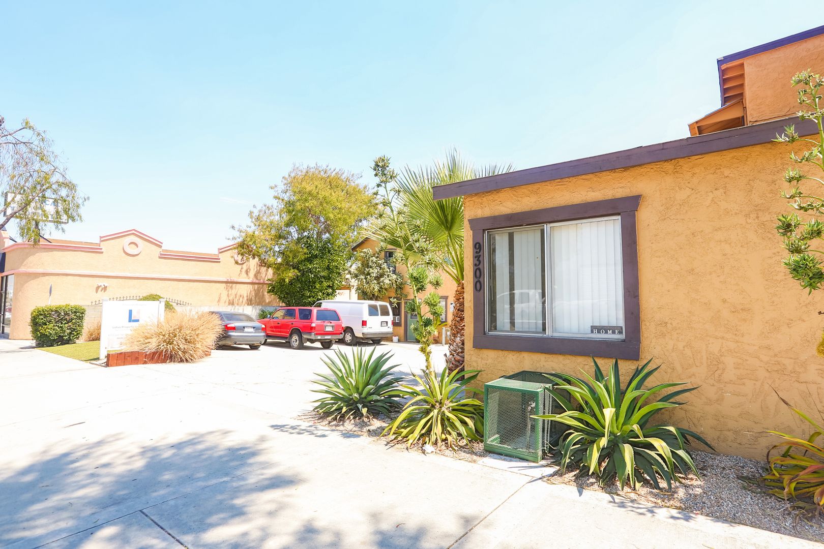 Rosemead Apartment: 9300 E. Valley Blvd