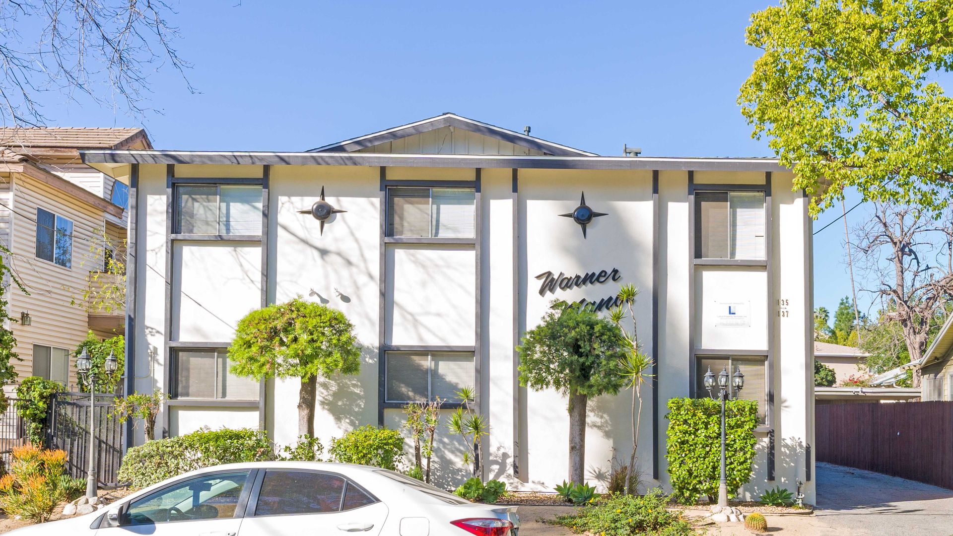 Pasadena Apartment: 135-137 N. Wilson Ave