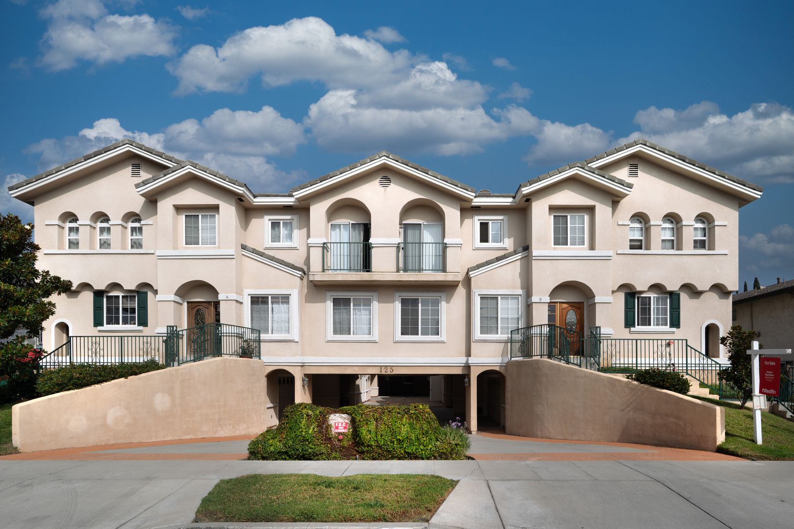 Arcadia Townhome: 125 Diamond Street #H