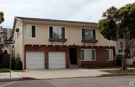 Long Beach Apartment: 1838 East 2nd Street