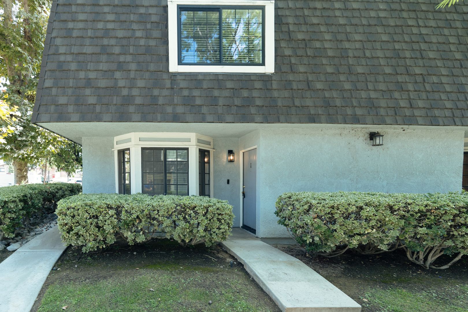 Duarte Townhome: 2600 Huntington Dr. #A