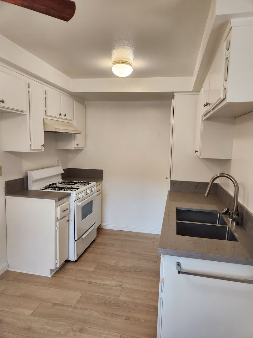 San Gabriel Apartment: 331 E. Broadway