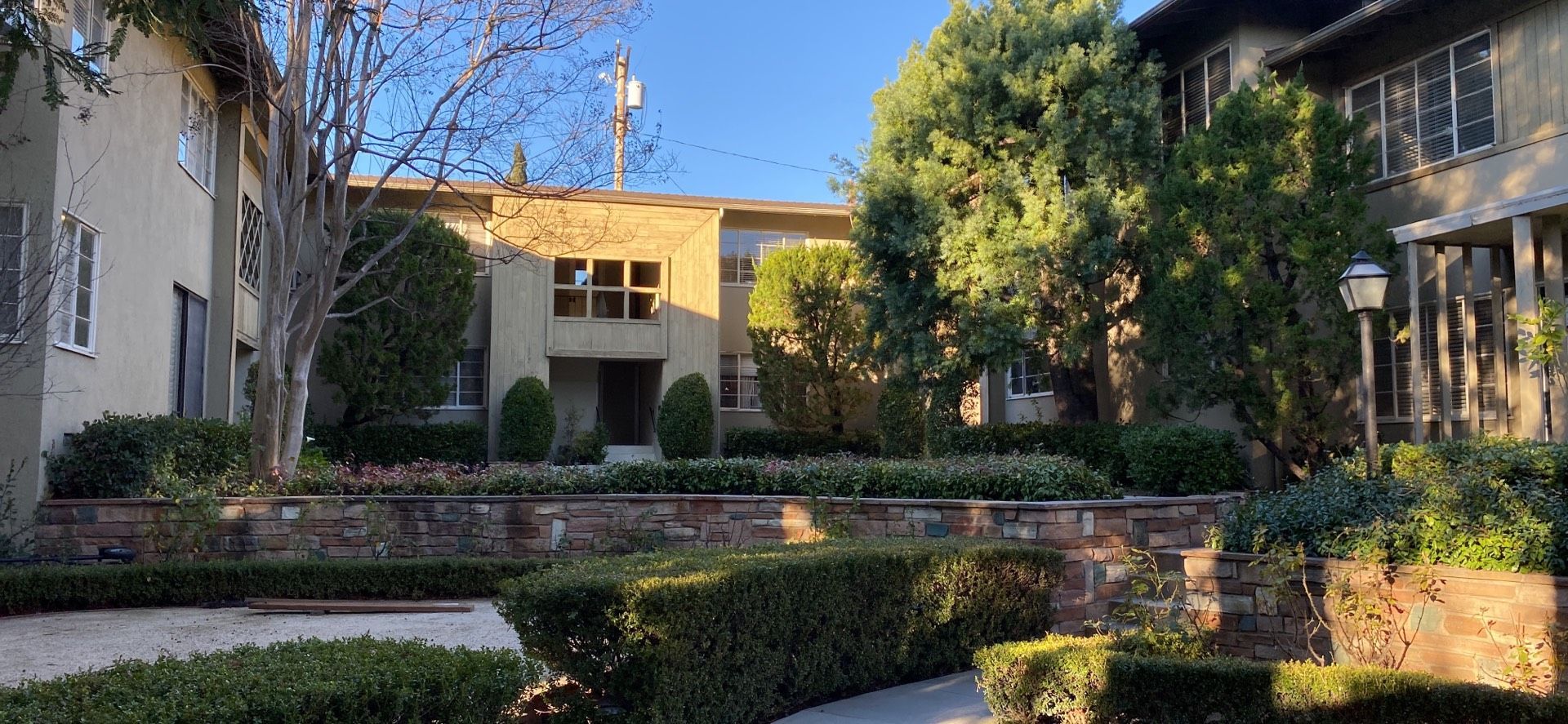 Glendale Apartment: 1756 N. Verdugo Road (NO BANK)