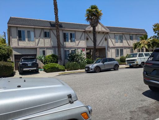 Spacious 2 bedroom, 1.5 bath!!! – photo 1