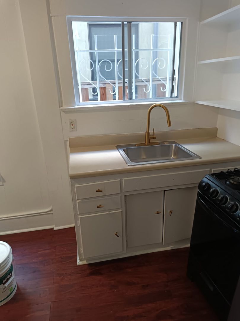 Los Angeles rental listing photo