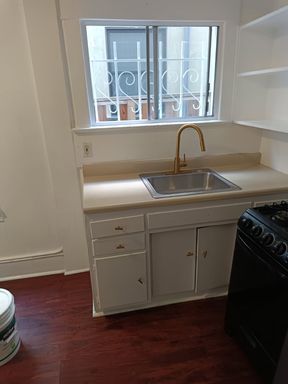Los Angeles rental listing photo