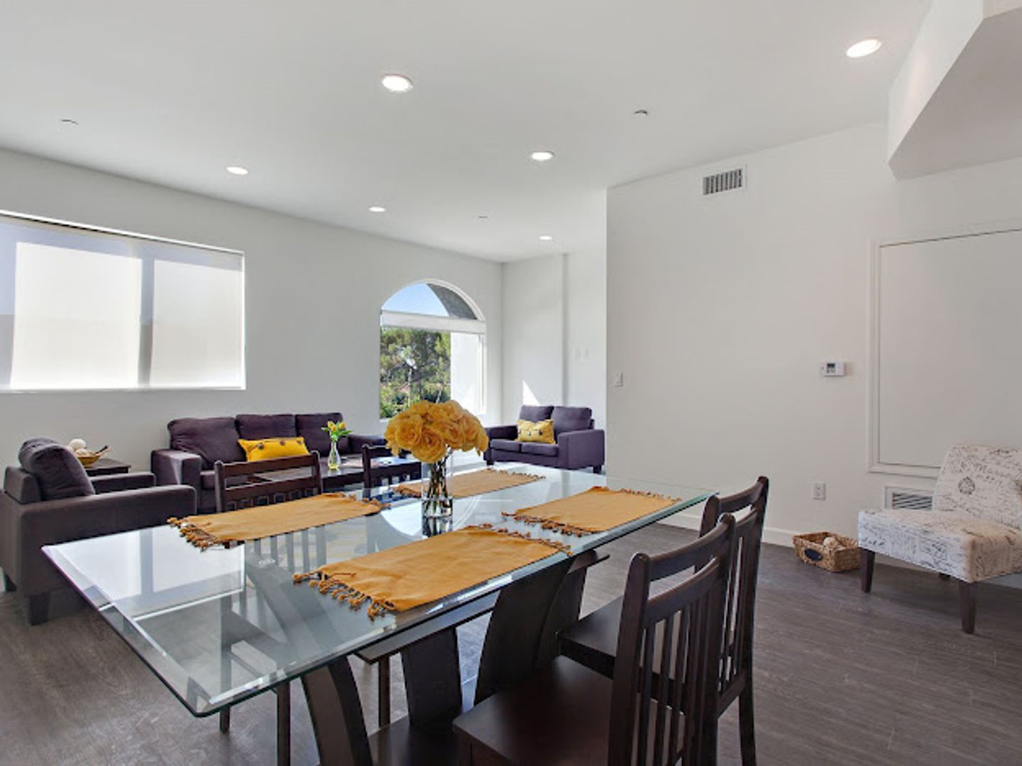Los Angeles rental listing photo
