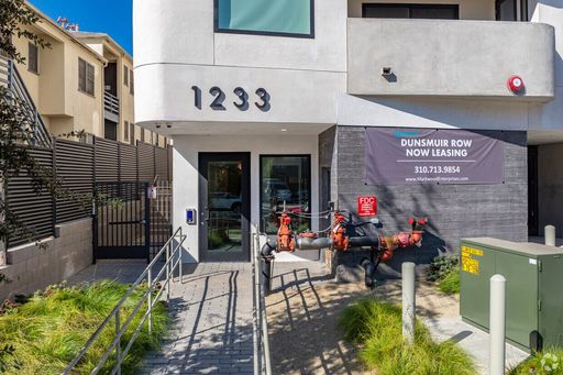 Los Angeles rental listing photo