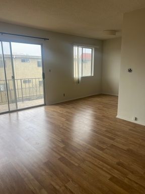 Los Angeles rental listing photo