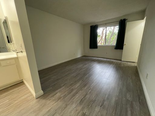 Los Angeles rental listing photo