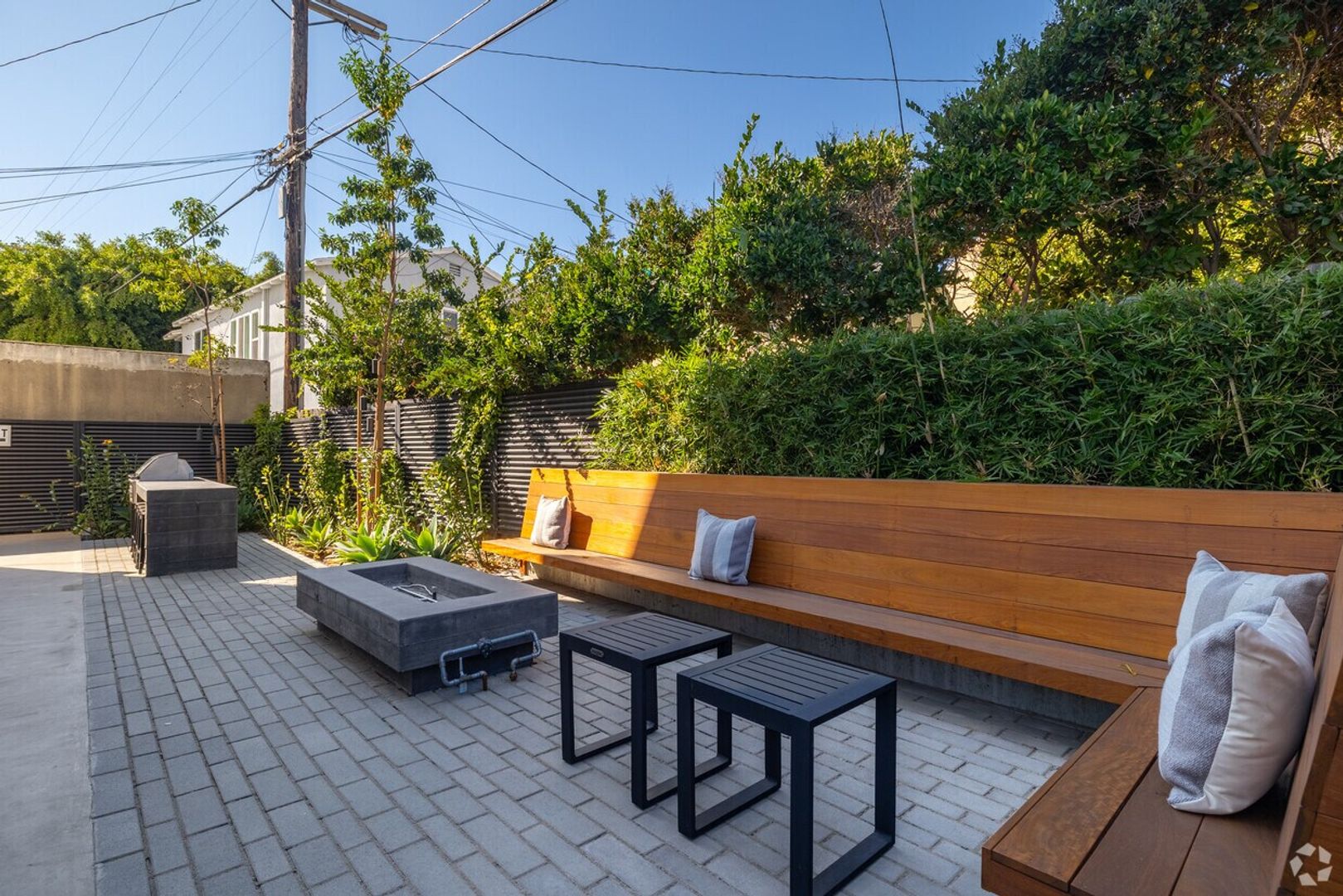 Los Angeles rental listing photo
