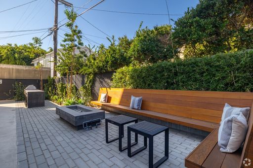 Los Angeles rental listing photo