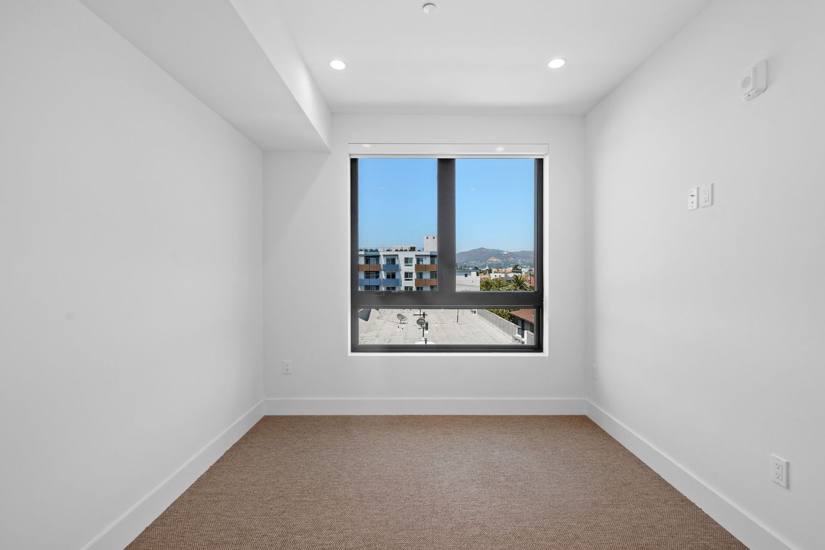 Los Angeles rental listing photo
