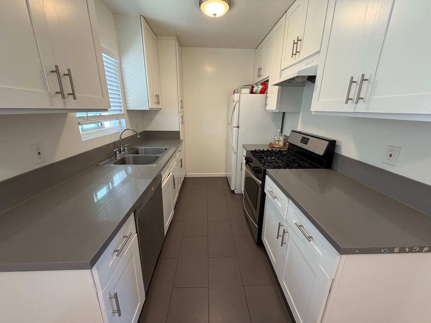 Los Angeles rental listing photo