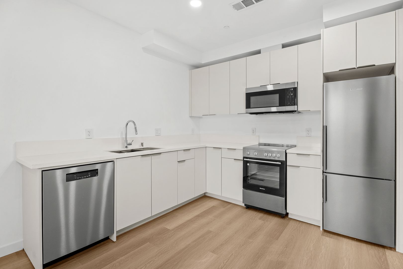 Los Angeles rental listing photo