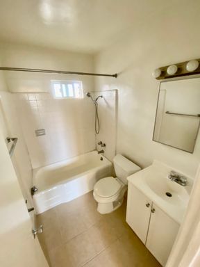 Los Angeles rental listing photo