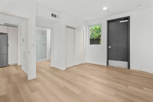 Los Angeles rental listing photo
